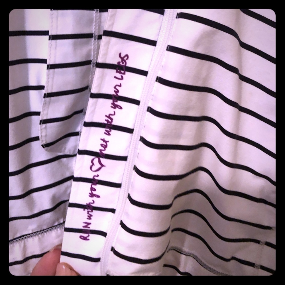 Lululemon raincoat “quiet stripe”